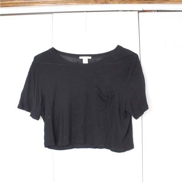 Bozzolo Tops - Bozzolo Black Relaxed Fit Front Pocket Crop Top
